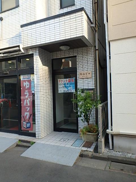 エントランス①