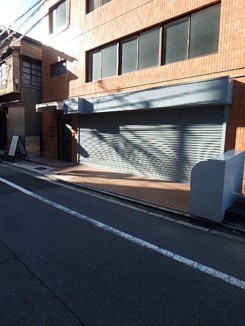 エントランス①