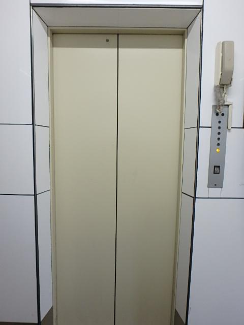 カクマルビルホール③