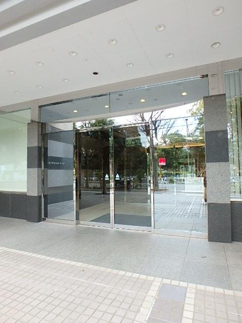エントランス②