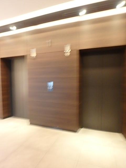 ホール④