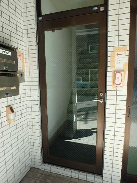 舩田ビルエントランス④