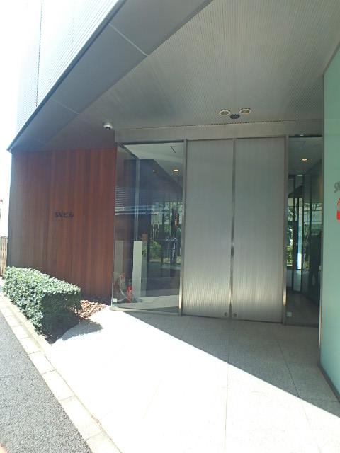 エントランス②