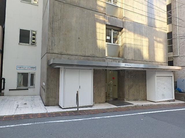 エントランス①