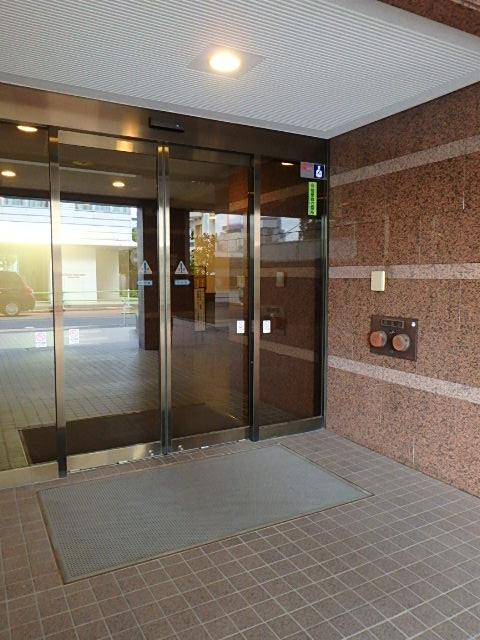エントランス②