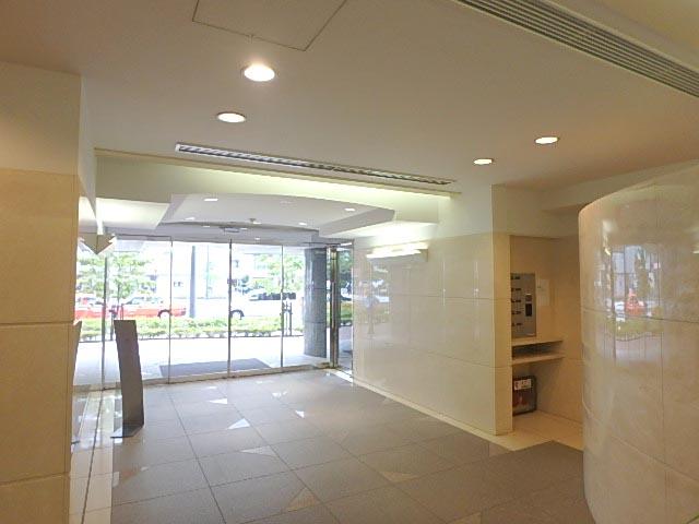 ホール⑥