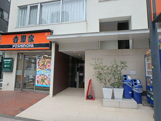 エントランス①