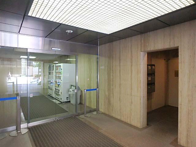 虎ノ門ＰＦビルエントランス③
