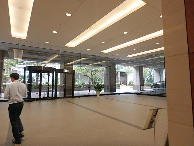 ホール②
