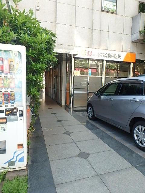 ルート高輪ビルエントランス①