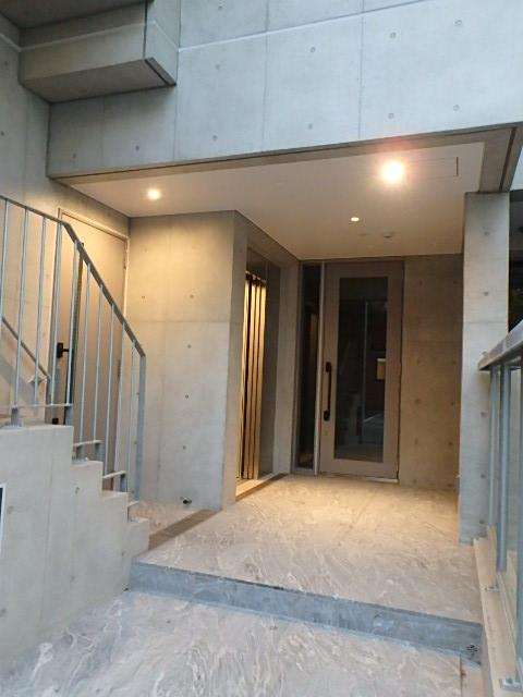 エントランス③