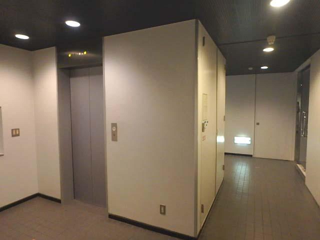 ホール⑤