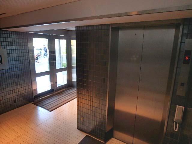 ホール④