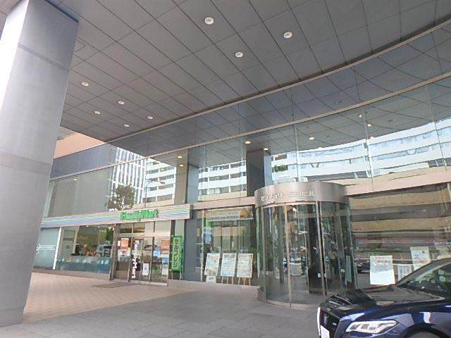 センチュリー三田ビルエントランス①