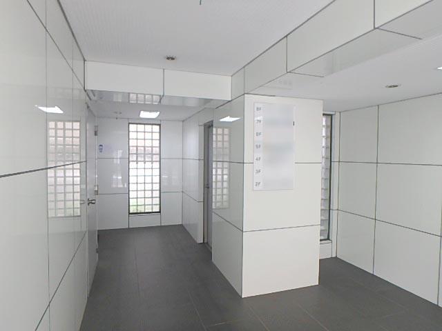 ハタビルホール①