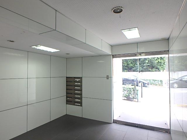 ハタビルホール④