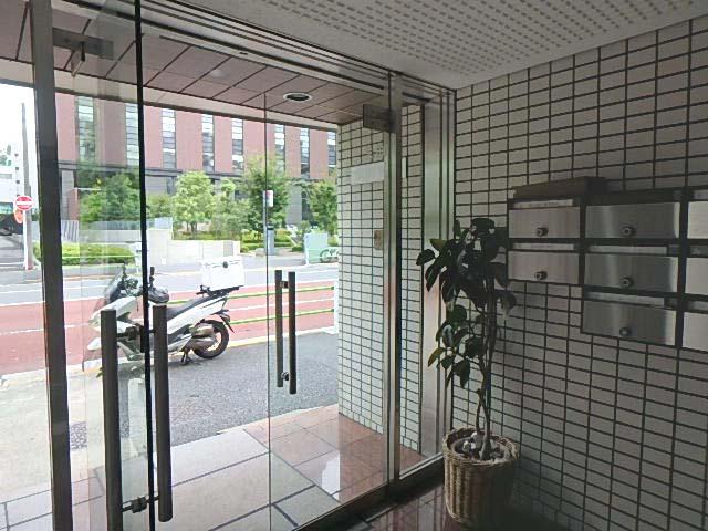 ホール①