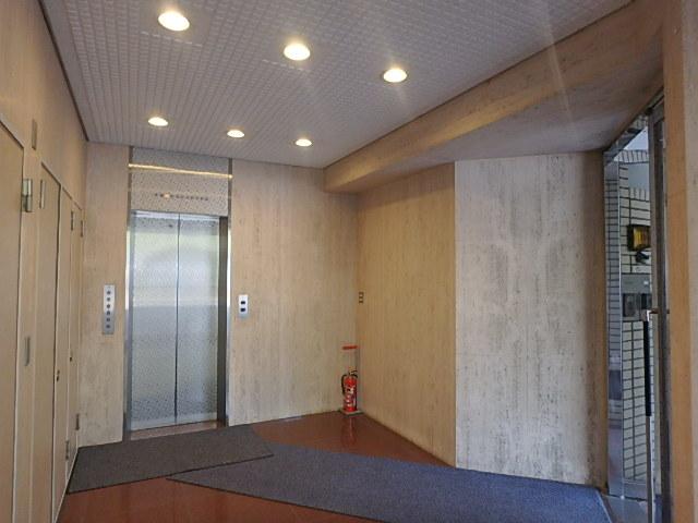 ホール②