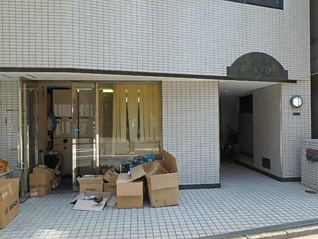 アクティ２１ビルエントランス①