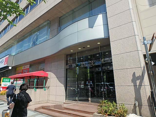 ヒューリック三田ビルエントランス①