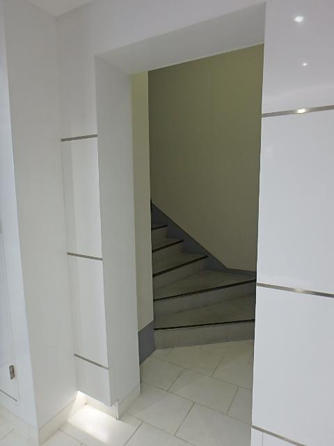 ホール②