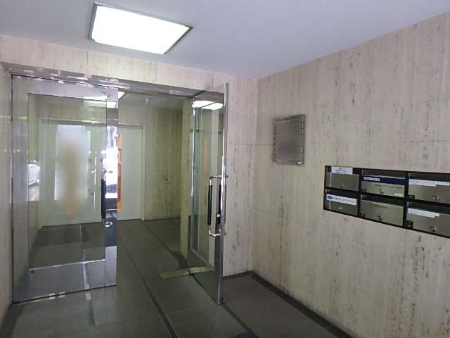 ホール①