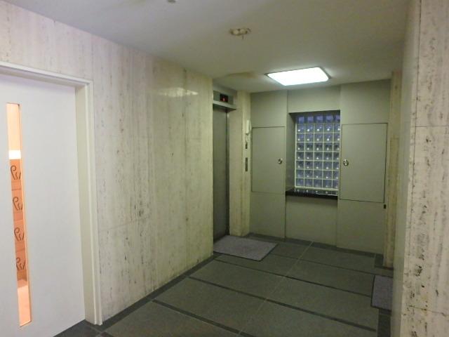 ホール②