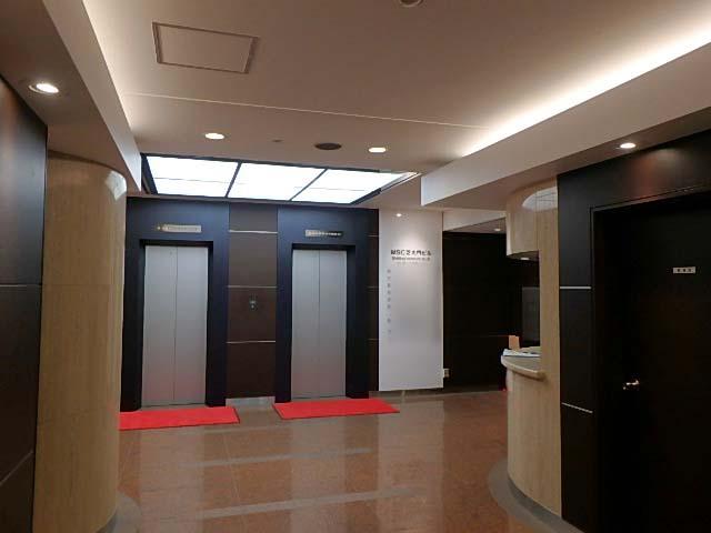 ホール②
