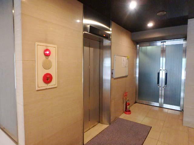 ホール②