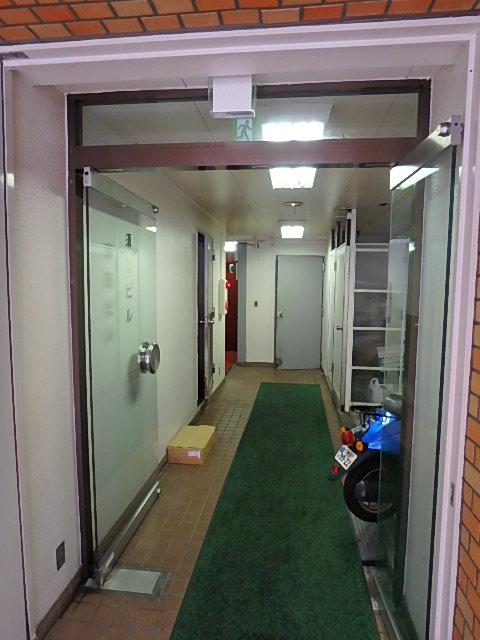 須田ビルエントランス③
