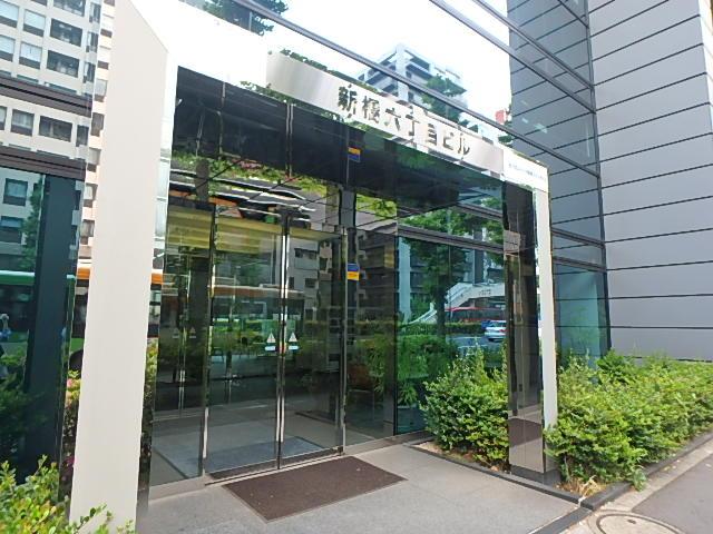 新橋６丁目ビルエントランス③