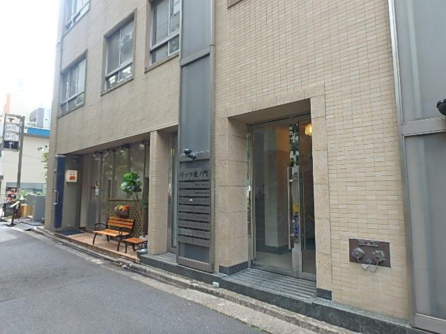 エントランス①