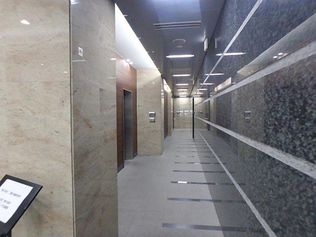 ホール②