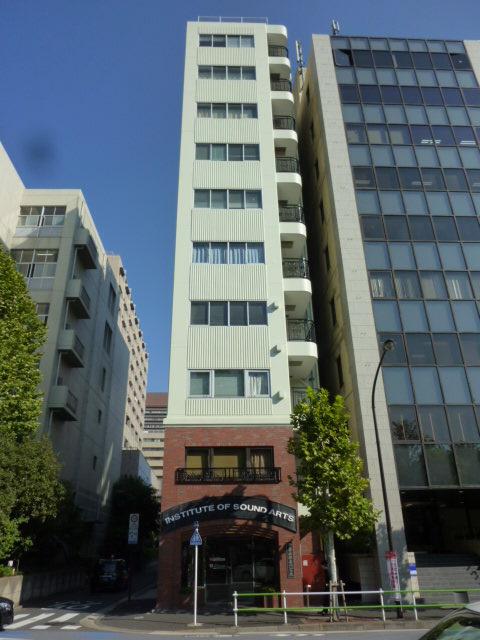 TBM西新橋ビル外観①(メイン)