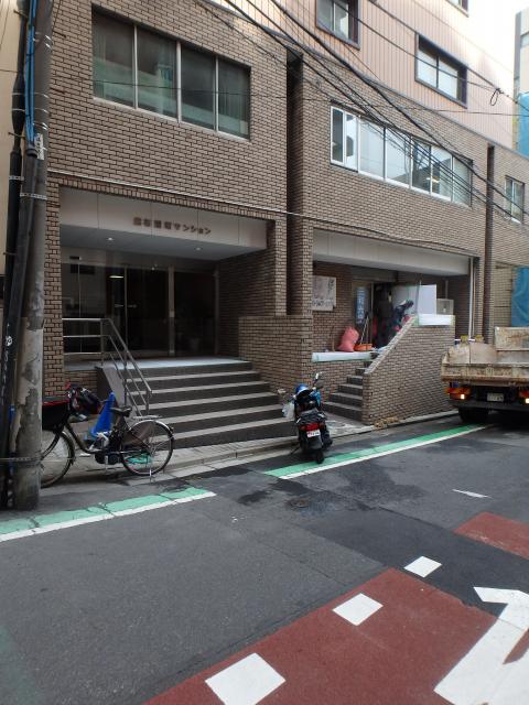 エントランス①