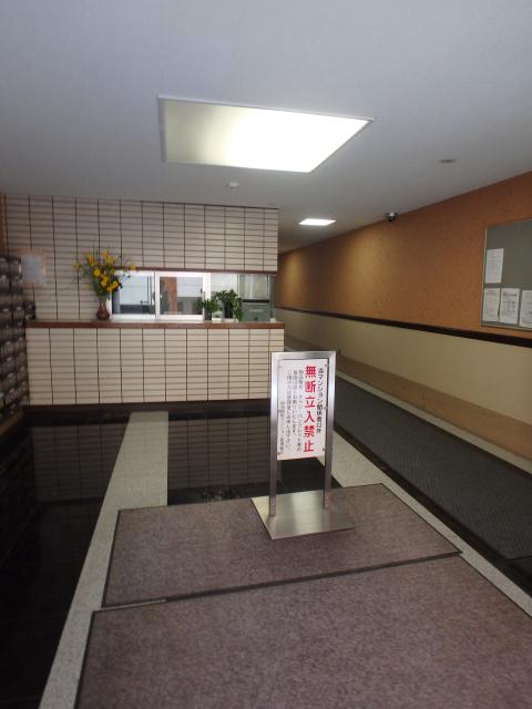 ホール①