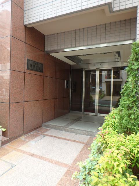 西麻布尾花ビルエントランス③