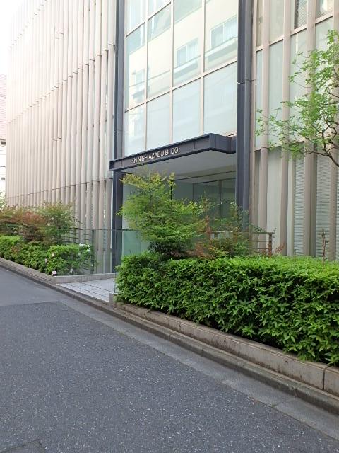 エントランス①