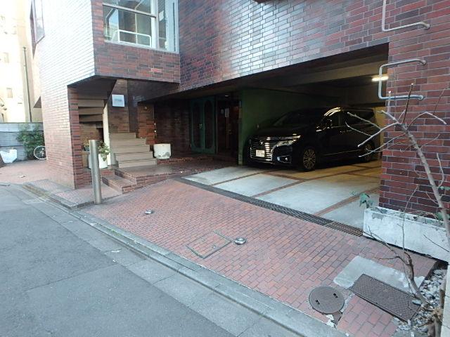 エントランス①