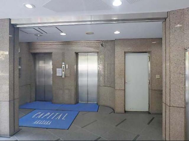 ホール①