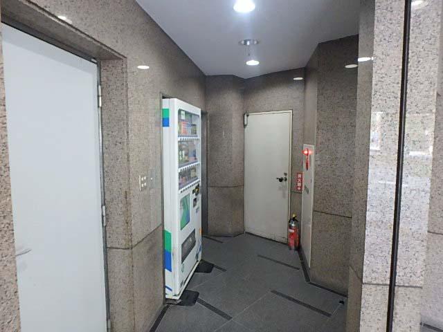 ホール③