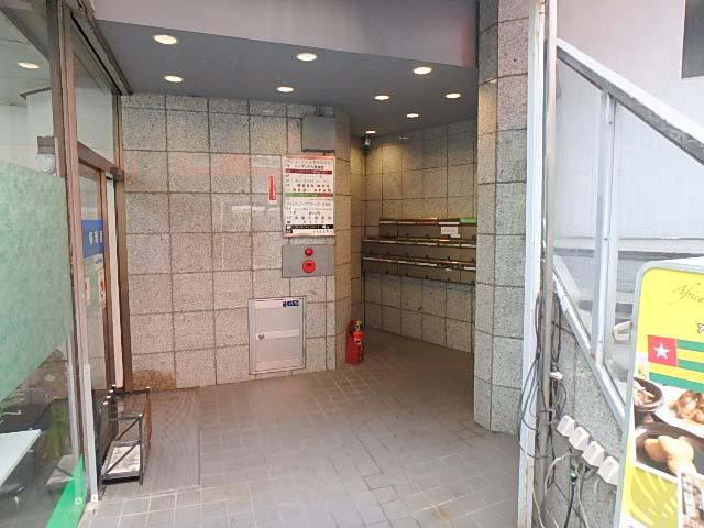 エントランス①