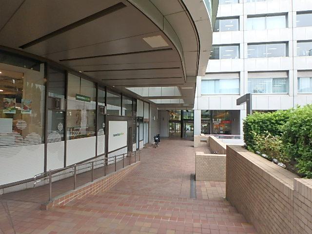エントランス②