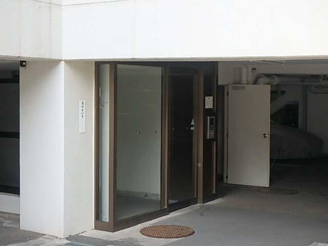 エントランス①