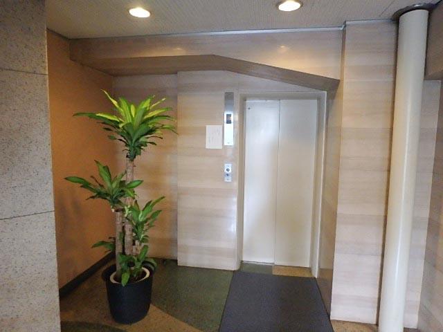 ホール②