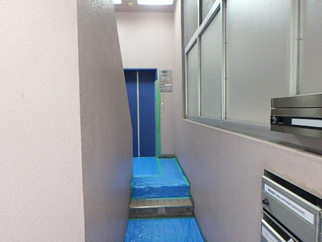 生駒硝子ビルホール①