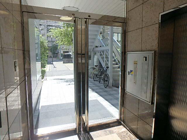 ホール③