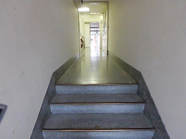 ホール①