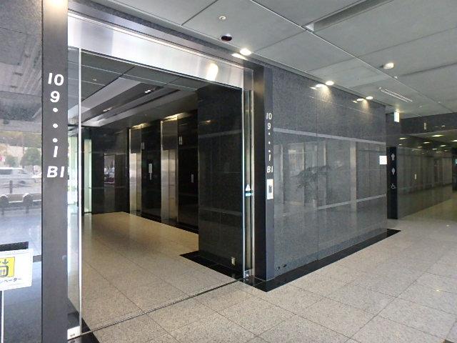 ホール②