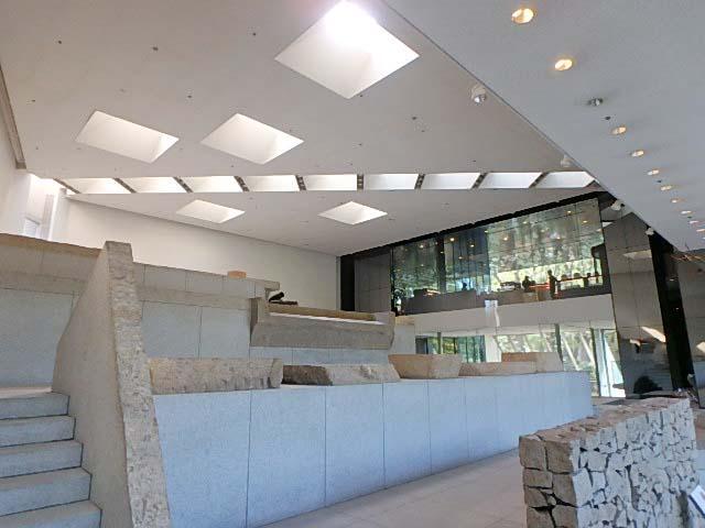 草月会館ホール③